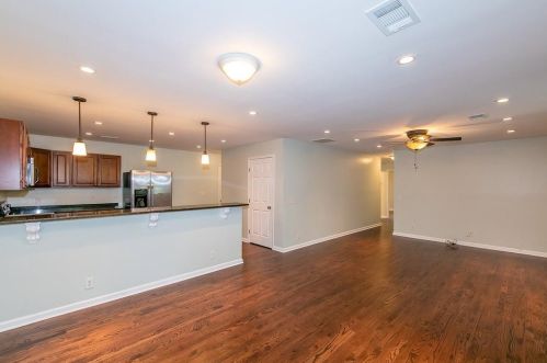 2829 Horse Shoe Dr, Atlanta GA  30316-4219 exterior