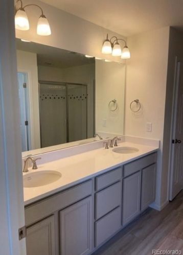 27404 Roxbury Pl, Denver CO  80016 exterior