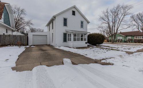 503 3rd Ave, Ottawa, IL 61350-3615