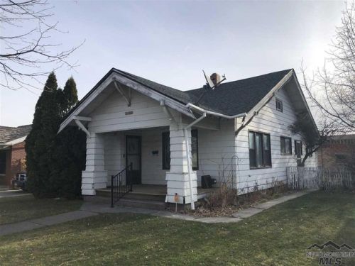 1543 Oakley Ave, Pella ID  83318-1234 exterior