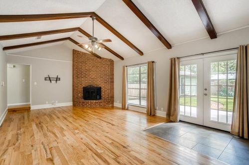 1703 Cannonwood Ln, Austin TX  78745-3602 exterior