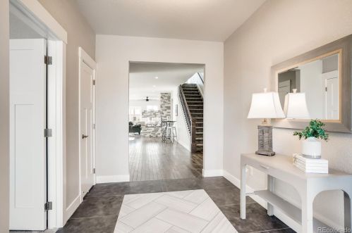 3325 Dale Ct, Englewood, CO 80110-1935