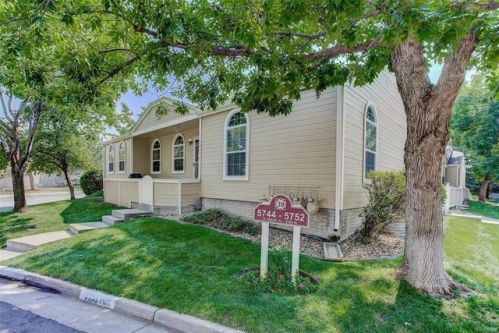 5752 Asbury Pl, Denver CO  80227-2548 exterior