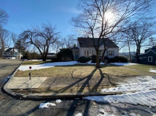 104 Cooper St, Dover, NJ 07801-2033