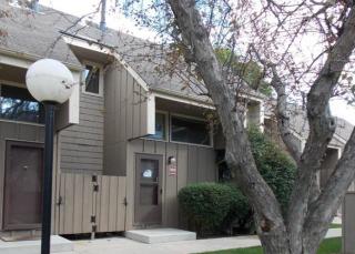 369 43 St, Minneapolis MN  55409-2157 exterior