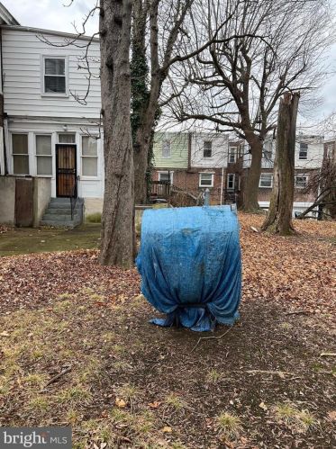 5129 10th St, Philadelphia PA 19123-3819 exterior