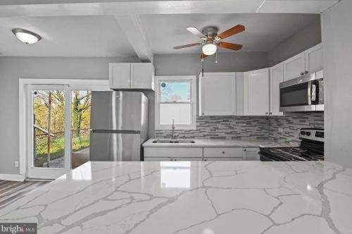 433 Greenwood Ave, Primrose PA 17901-3650 exterior