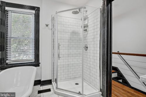 517 Juniata St, Lancaster PA  17602-4320 exterior