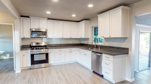 6352 Riverside, Riverside CA  92506-3129 exterior