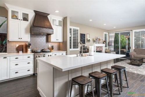 3509 Corte Ramon, Carlsbad, CA 92009-4570