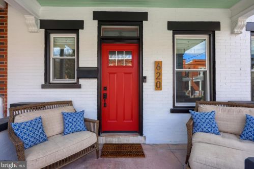 620 Pine St, Lancaster PA  17603-2824 exterior