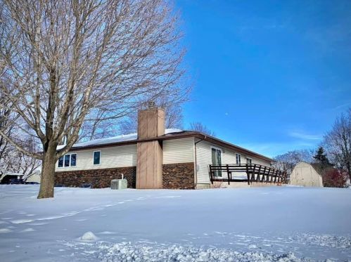 412 Linda St, Jackson, MN 56143-1156