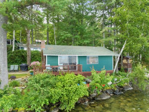 148 Lucerne Ave, Laconia, NH 03246-1955