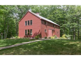 31 Birch Rd, Deerfield, NH 03037-1706