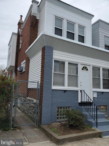 5725 Lawrence St, Philadelphia, PA 19120-2340
