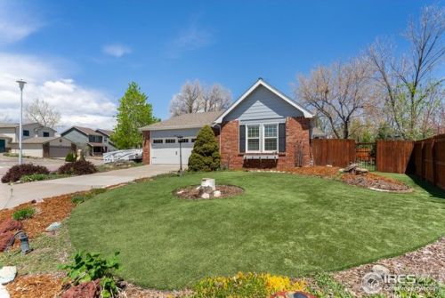 302 Meadow Dr, Fort Collins, CO 80550-5702