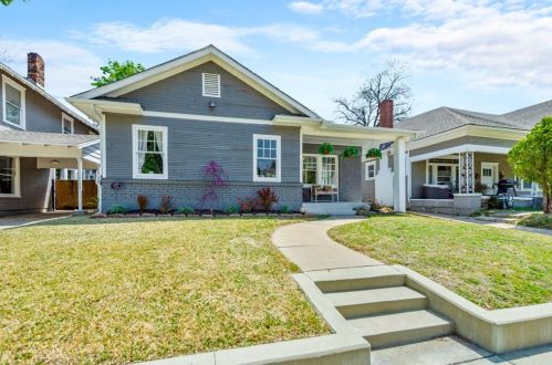 2253 6th Ave, Fort Worth, TX 76110-1807