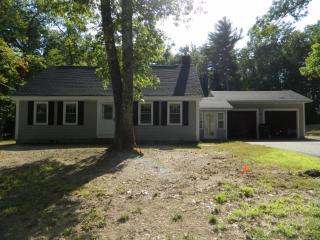 18 Coburn Ave, Nashua, NH 03063-2736