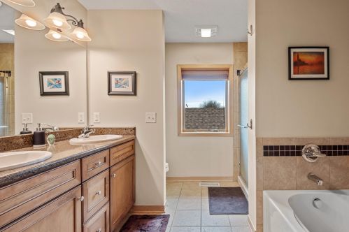 852 Berwood Ave, Saint Paul MN  55127-5107 exterior