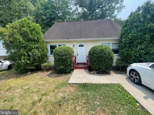 811 Duvall Hwy, Riviera Beach MD  21122-1623 exterior
