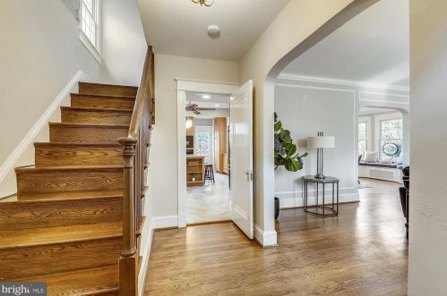 1903 Stratton Rd, Silver Spring, MD 20910-1739