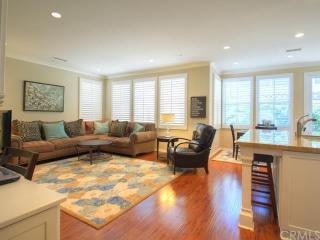 32 Peach Blossom, Irvine, CA 92618-2251