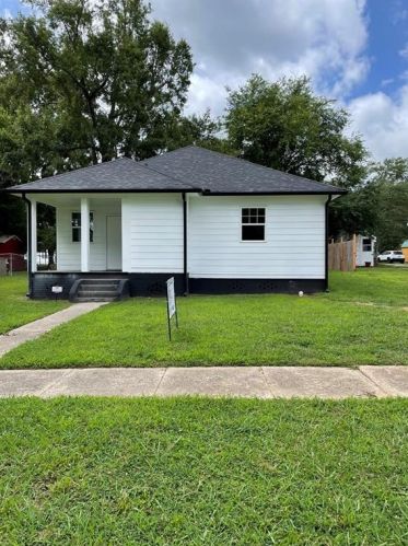 569 Lane St, Rockmart, GA 30153-2549