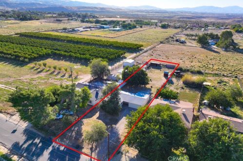 35909 80th St, Juniper Hills, CA 93543-2623