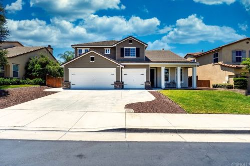 12741 Royal Palm Ln, Riverside CA  92503-7077 exterior