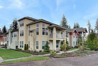 22663 Alder Crest Dr, Redmond, WA 98053-5868