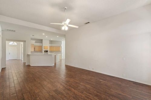 2205 Rachel Ct, Carrollton TX exterior