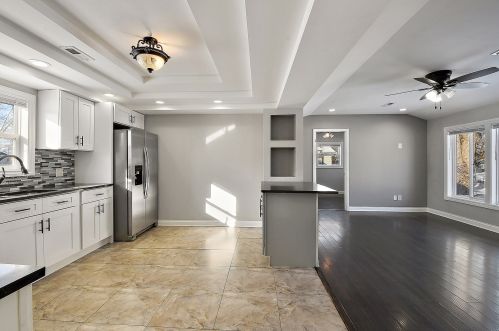 803 Windsor Ave, Crete IL  60417-3940 exterior