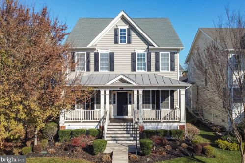 15325 Admiral Baker Cir, Haymarket, VA 20169-8158