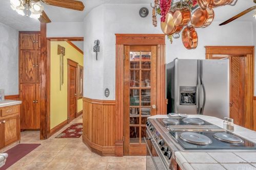 411 J St, Los Banos CA 93635-4142 exterior