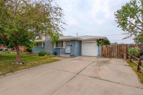 231 Aspen Dr, Denver, CO 80403-9717