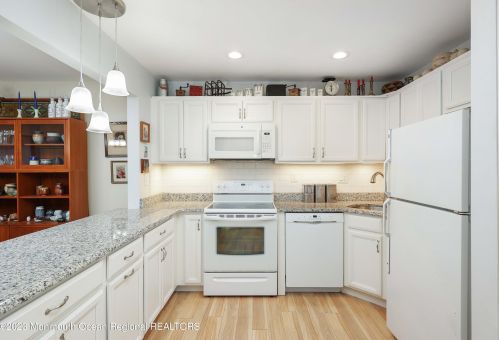 65 Lexington Ct, Tinton Falls NJ  07701-5466 exterior