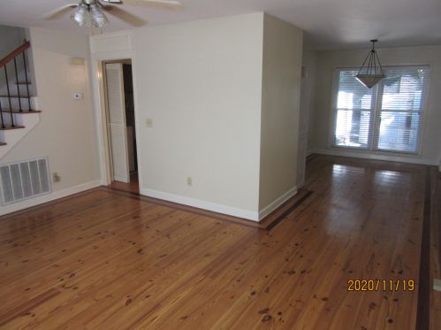 1154 Rosemead Rd, Mount Pleasant SC  29464-3708 exterior