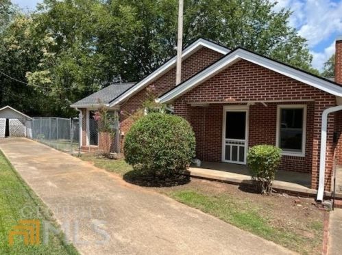 415 Elizabeth St, Commerce, GA 30529-2430