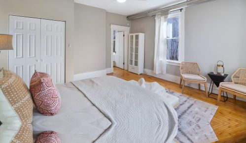 2612 Hemlock St, Cincinnati OH  45206-1608 exterior