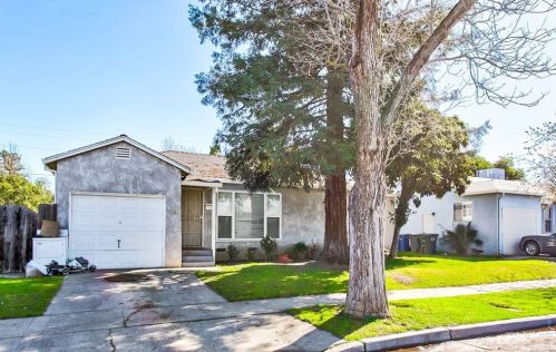 2250 Green St, Merced, CA 95340-4117