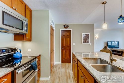 5074 Buckingham Rd, Boulder, CO 80301-3745