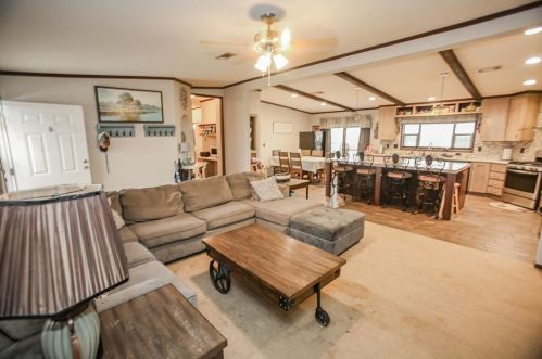 2645 Fairway Dr, Angleton TX 77515-7396 exterior