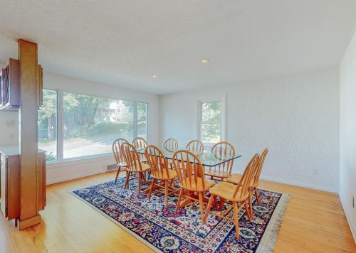 57 Simard Ave, Lewiston, ME 04240-5732