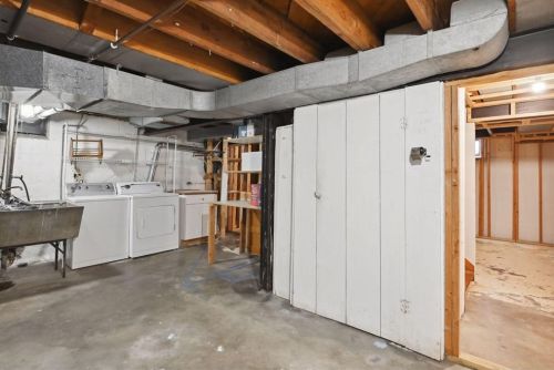 1471 Eleanor Ave, Saint Paul MN  55116-2234 exterior