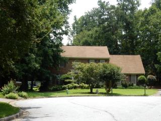 9356 Fieldstone Ct, Jonesboro, GA 30236-6192