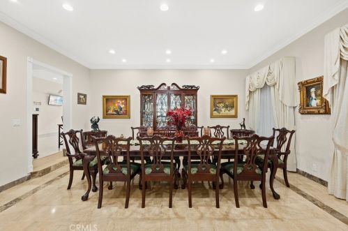 1468 Hillside Dr, Glendale CA  91208-2417 exterior