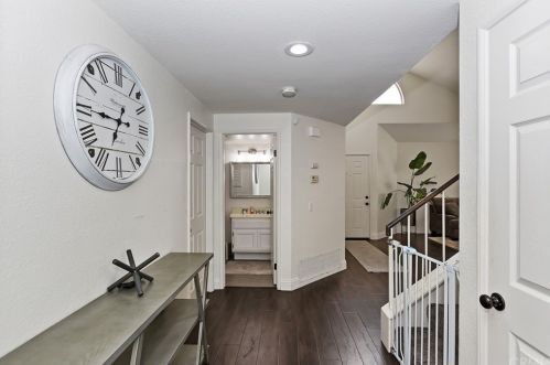 8554 Rosemary Dr, Riverside CA  92508-2965 exterior