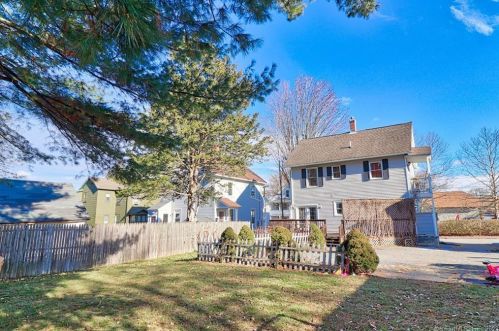 68 Washington Ave, Torrington CT  06790-5166 exterior