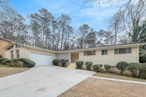 558 Larchmont Dr, Atlanta GA  30318-7112 exterior