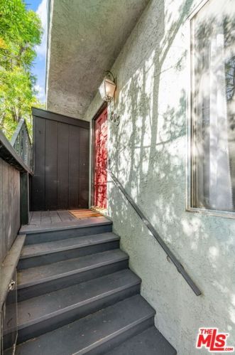 803 25th St, Santa Monica, CA 90403-2107